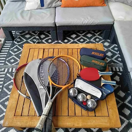 Des Coteaux Du Preconil 公寓