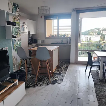 Des Coteaux Du Preconil